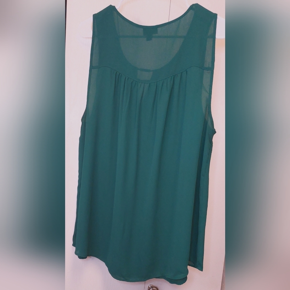 Torrid Green Clip Keyhole Top Size 1X Sleeveless Tank SemiSheer Chiffon Camisole - Picture 8 of 10